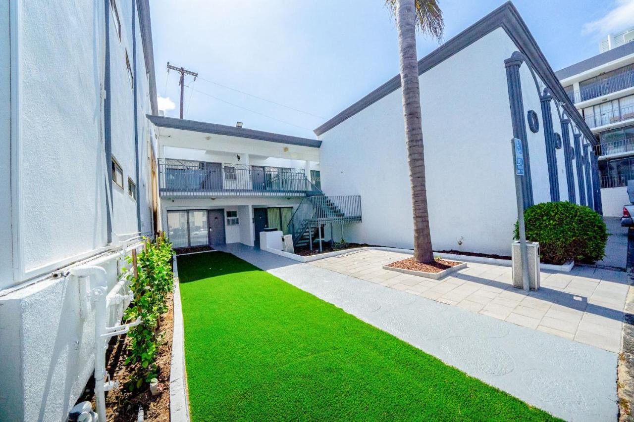 Vivo Flex Living Torrance Hotel Exterior photo