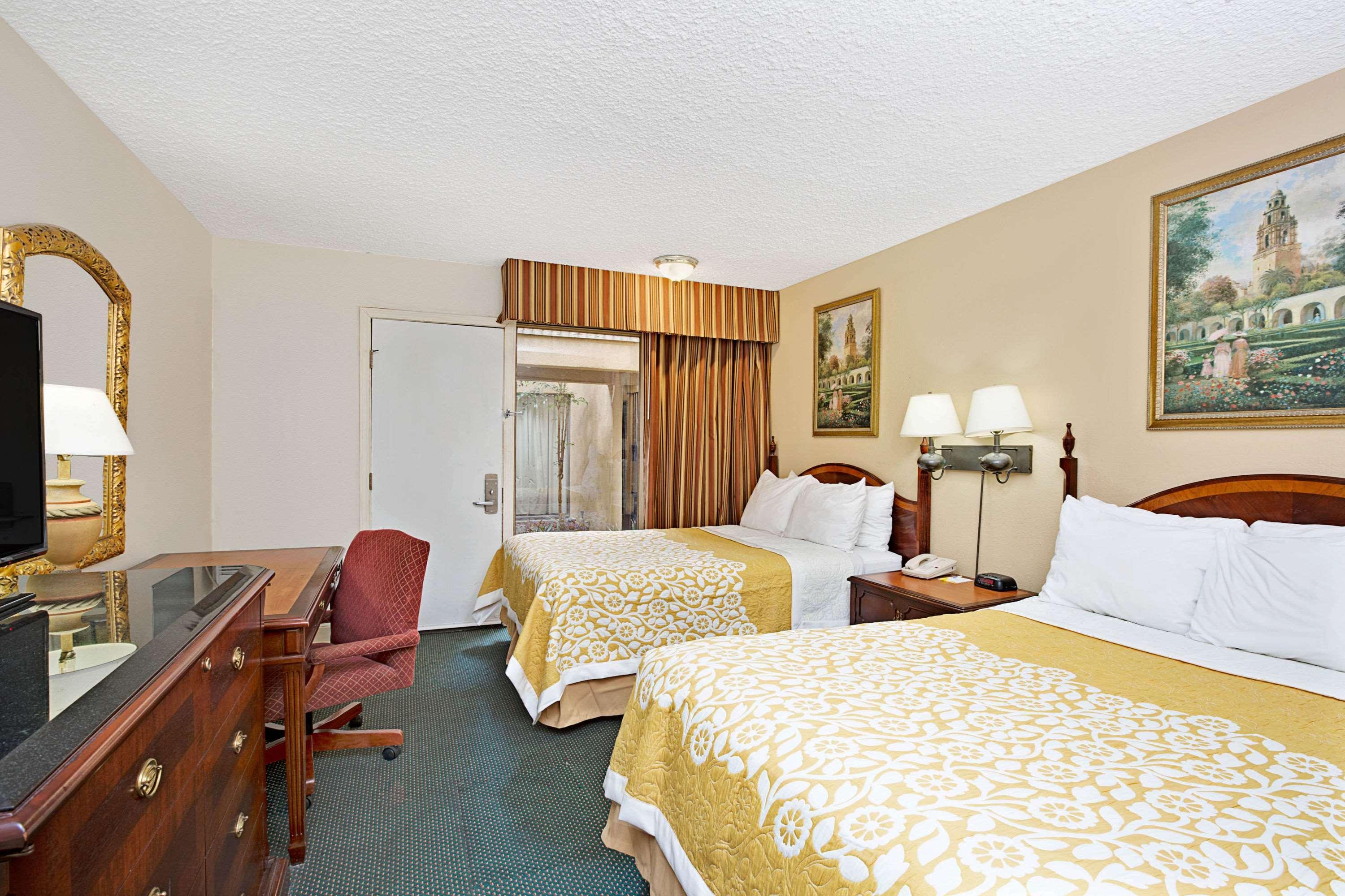 Vivo Flex Living Torrance Hotel Exterior photo