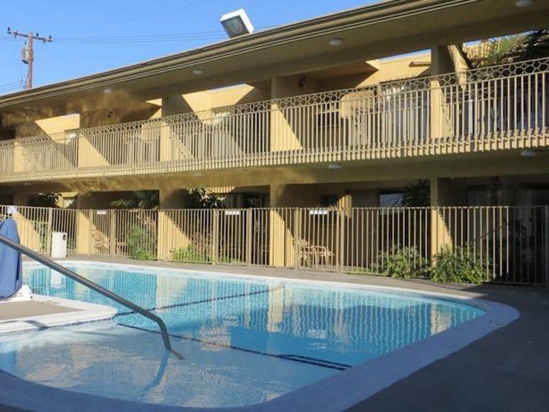 Vivo Flex Living Torrance Hotel Exterior photo